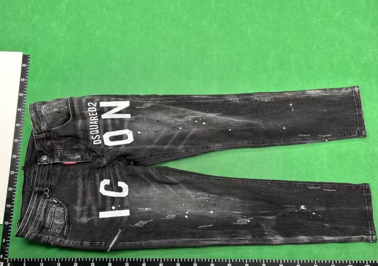 DSQUARED2 Jeans（28+ Styles）