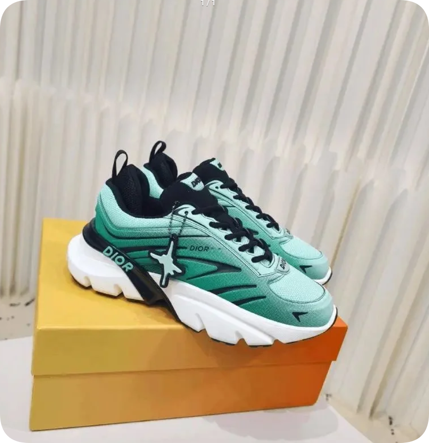 Dior B44
