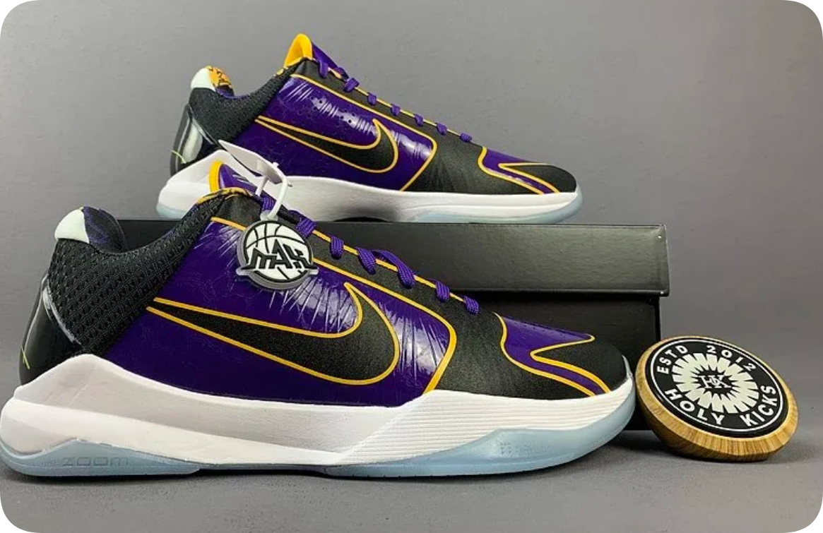 KOBE VI PROTRO