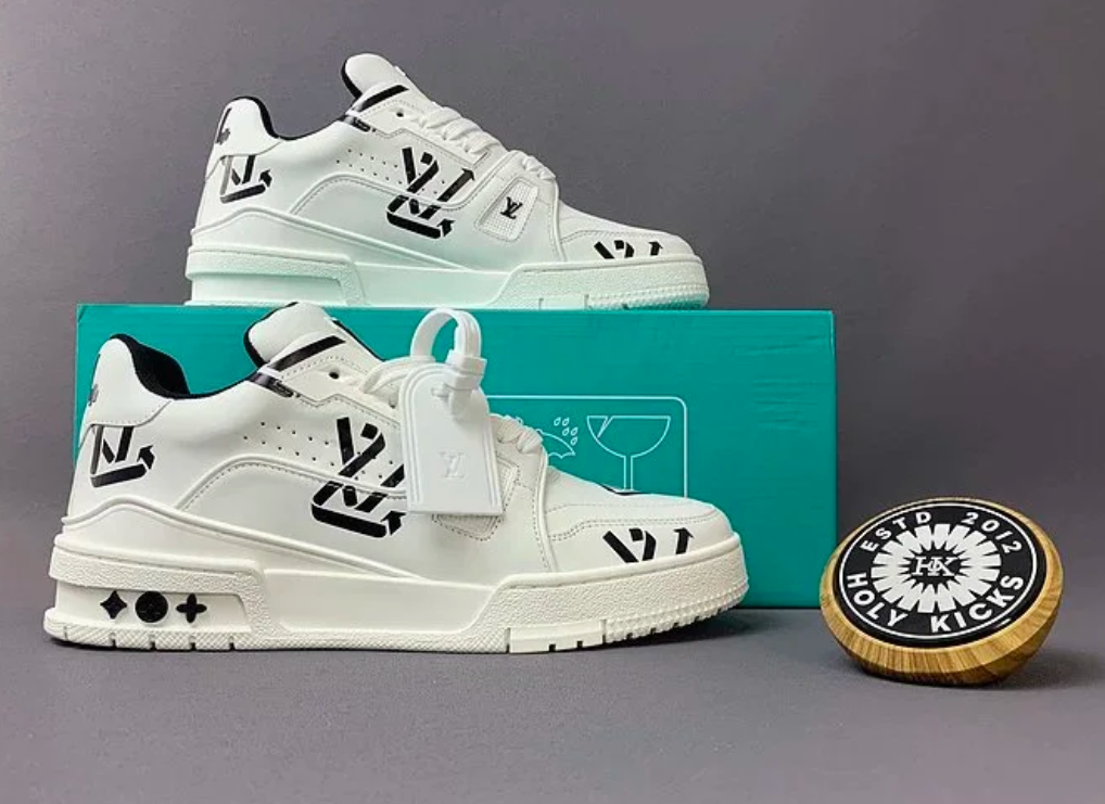  LV TRAINER SNRAKERSA
