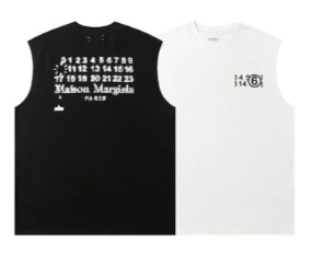  Maison Margiela vest。