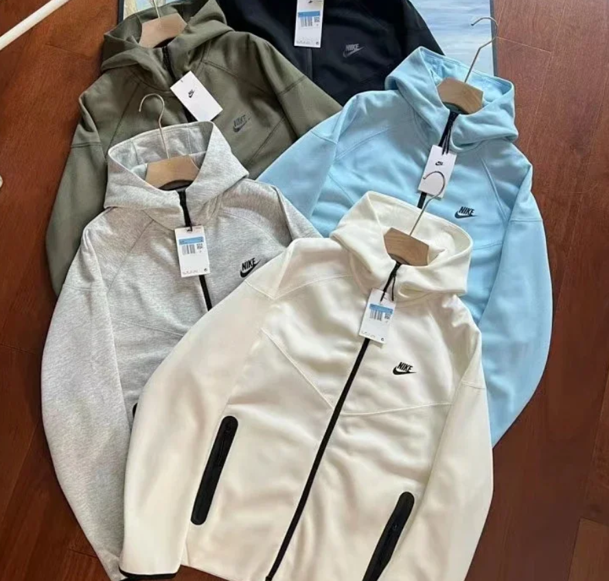 Nike Tech Fleece
