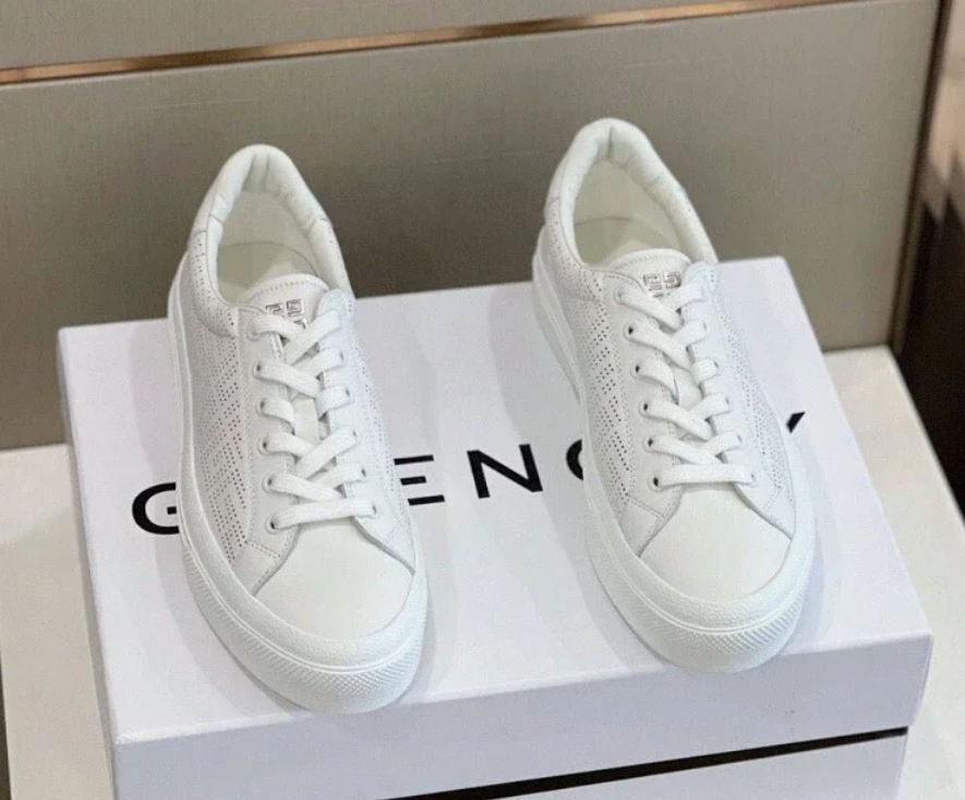 BESE quality Givenchy