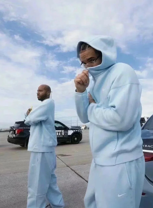 Nike Hoodies suit （40+）