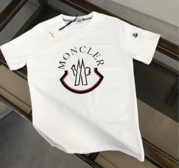 Moncler T-shirt