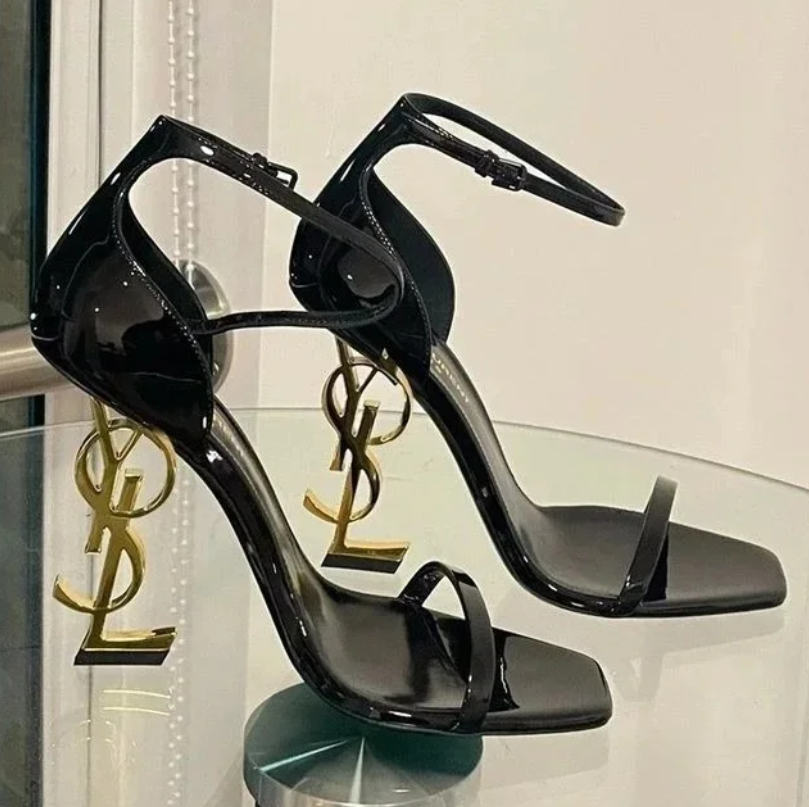 high-heeled shoes