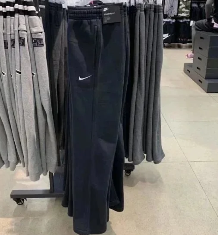 Nike autumn and winter casual wear