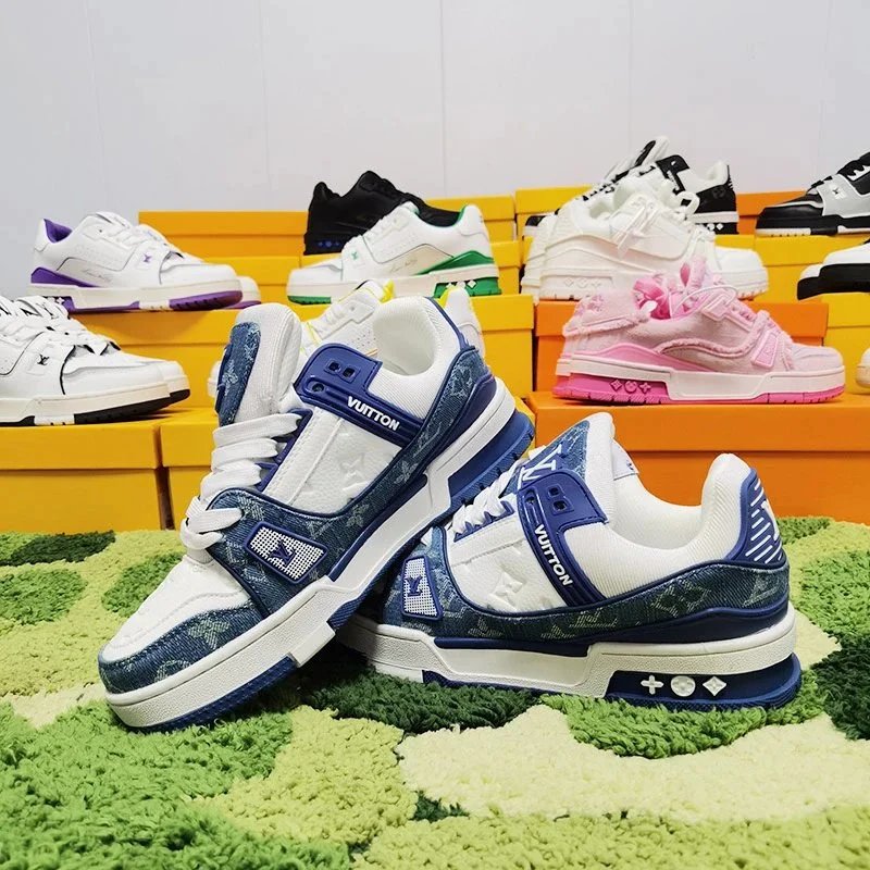 sneakers